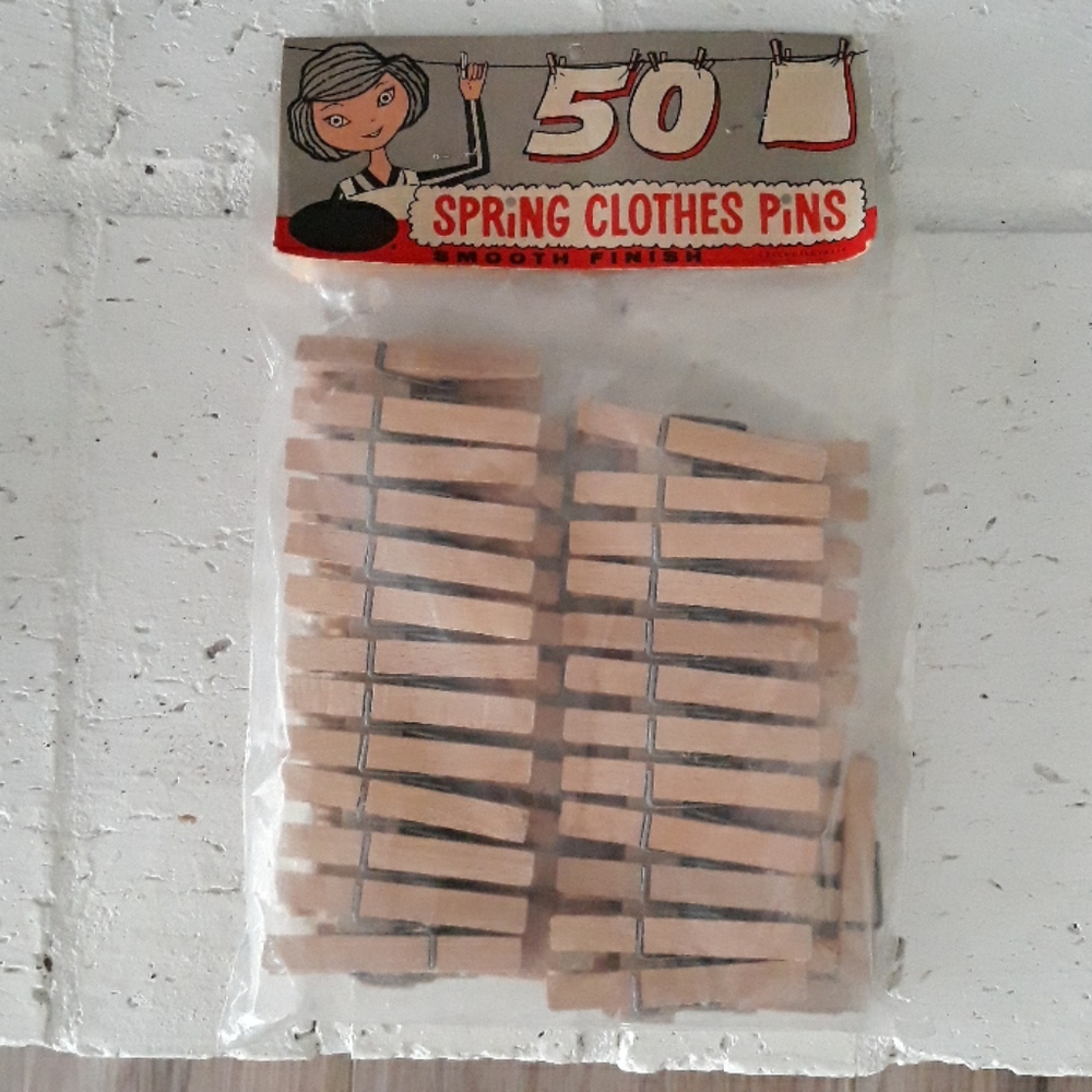 VINTAGE clothes pins (2 packages)